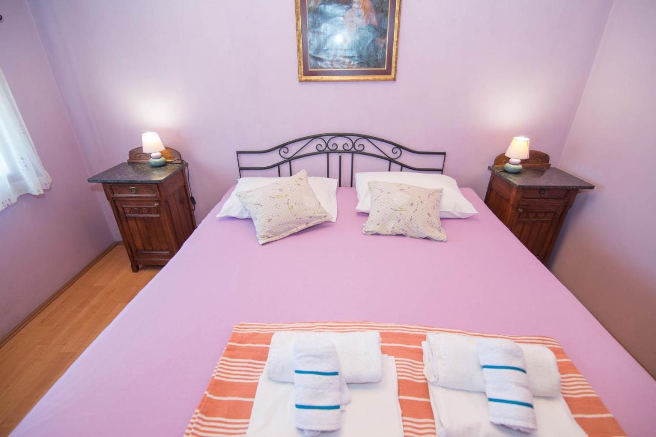 App Bonic Apartment Veli Losinj Exterior photo